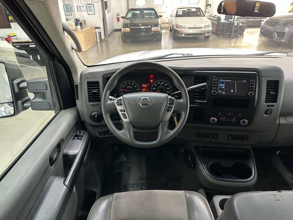 2017 Nissan NV Passenger NV3500 HD