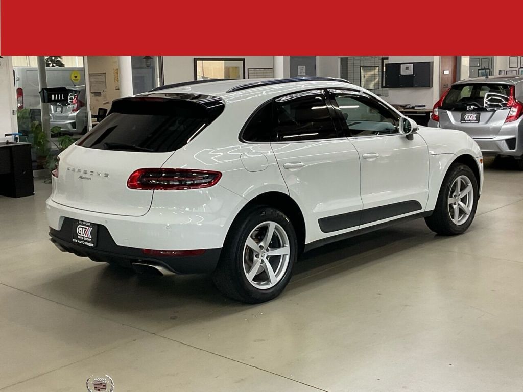 2017 Porsche Macan