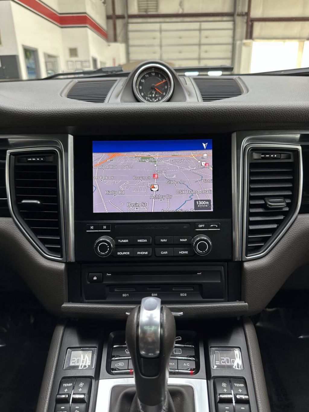 2017 Porsche Macan