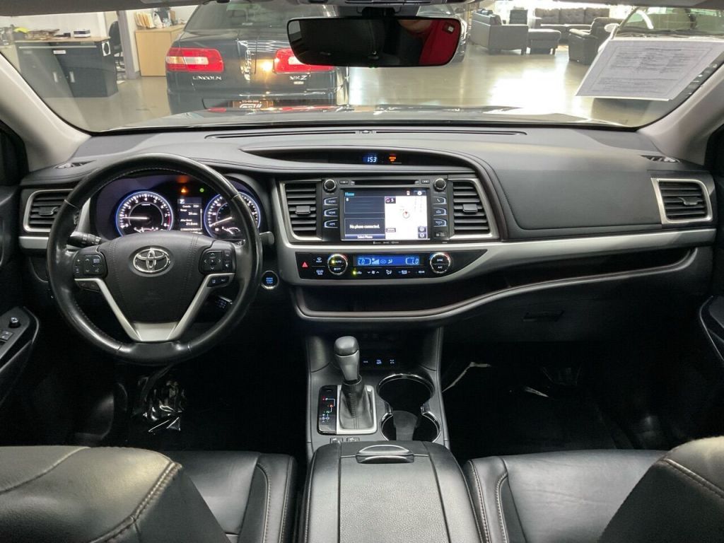 2017 Toyota Highlander