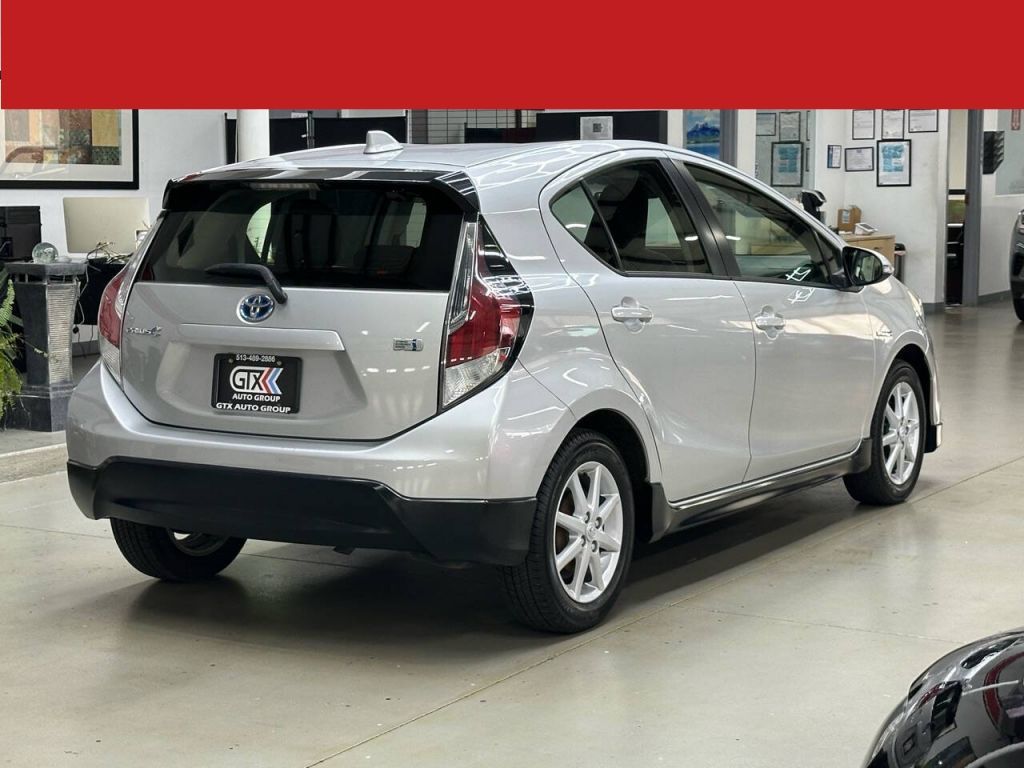 2017 Toyota Prius c