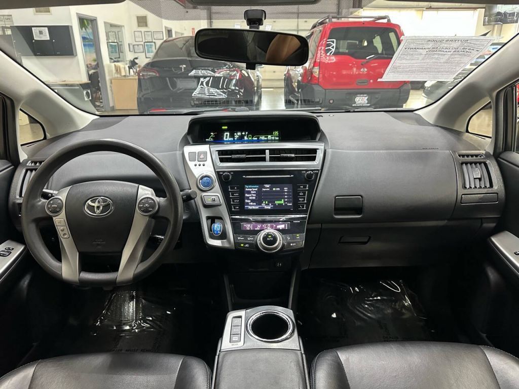 2017 Toyota Prius v