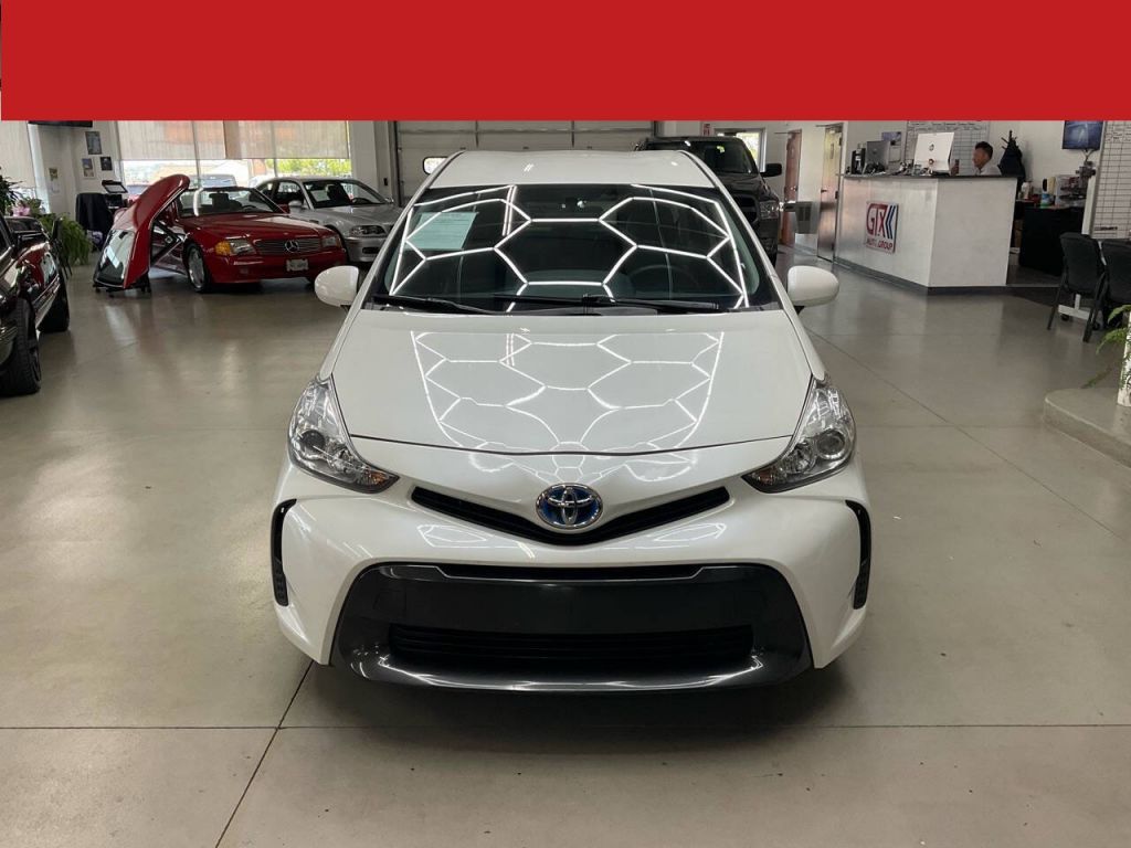 2017 Toyota Prius v