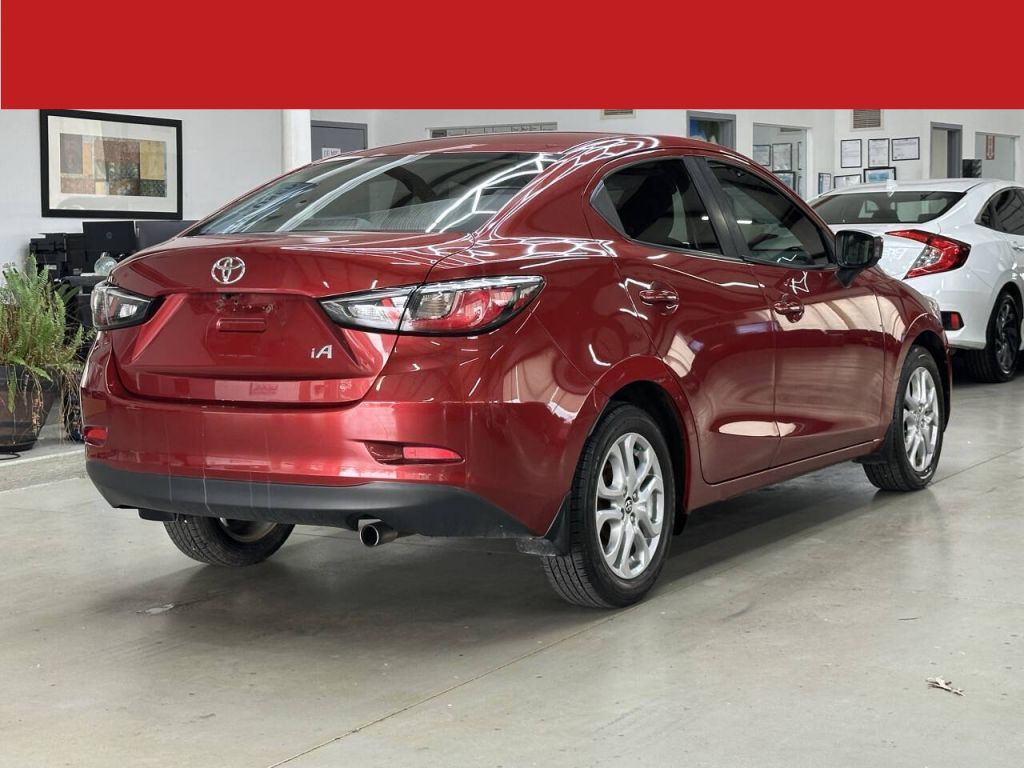 2017 Toyota Yaris iA