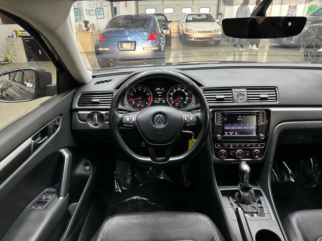 2017 Volkswagen Passat