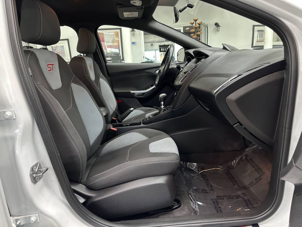 2018 Ford Focus ST