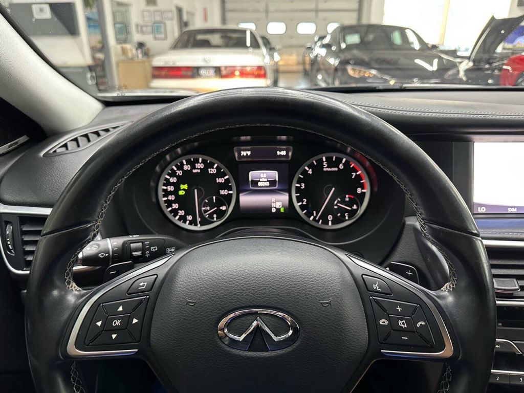 2018 INFINITI QX30