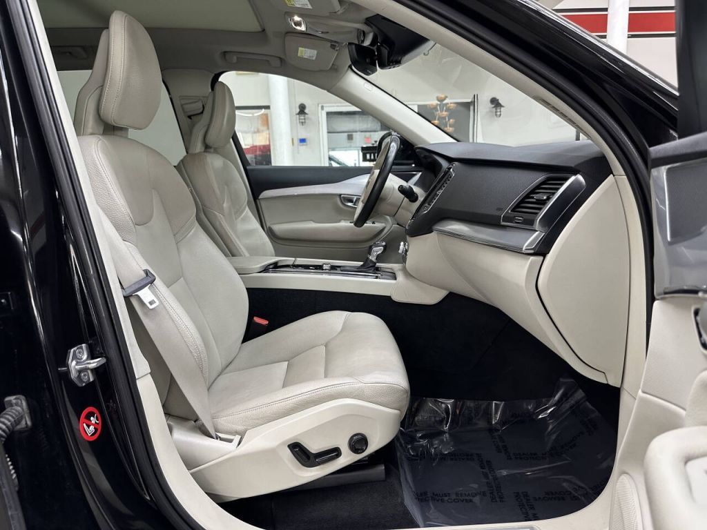 2018 Volvo XC90