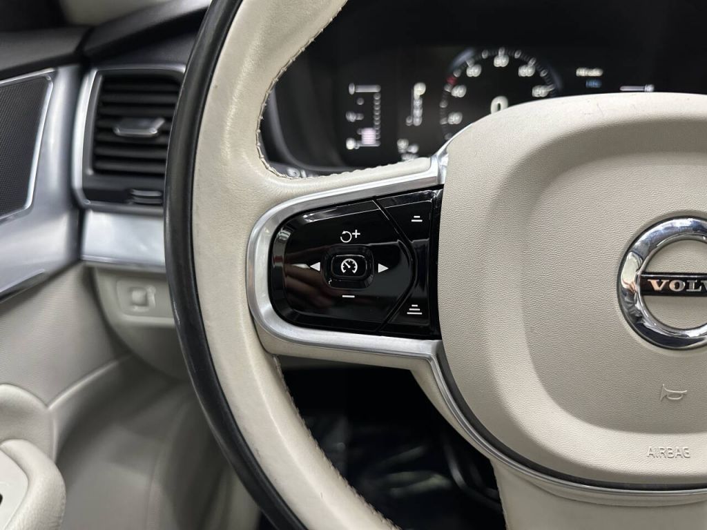 2018 Volvo XC90