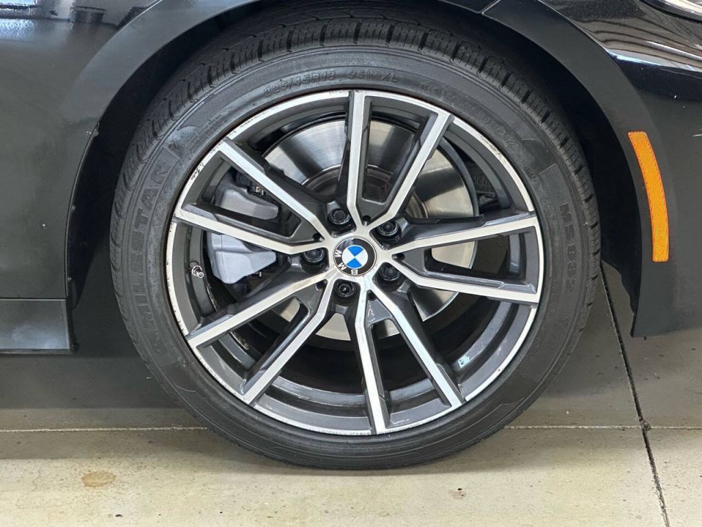 2019 BMW 330i