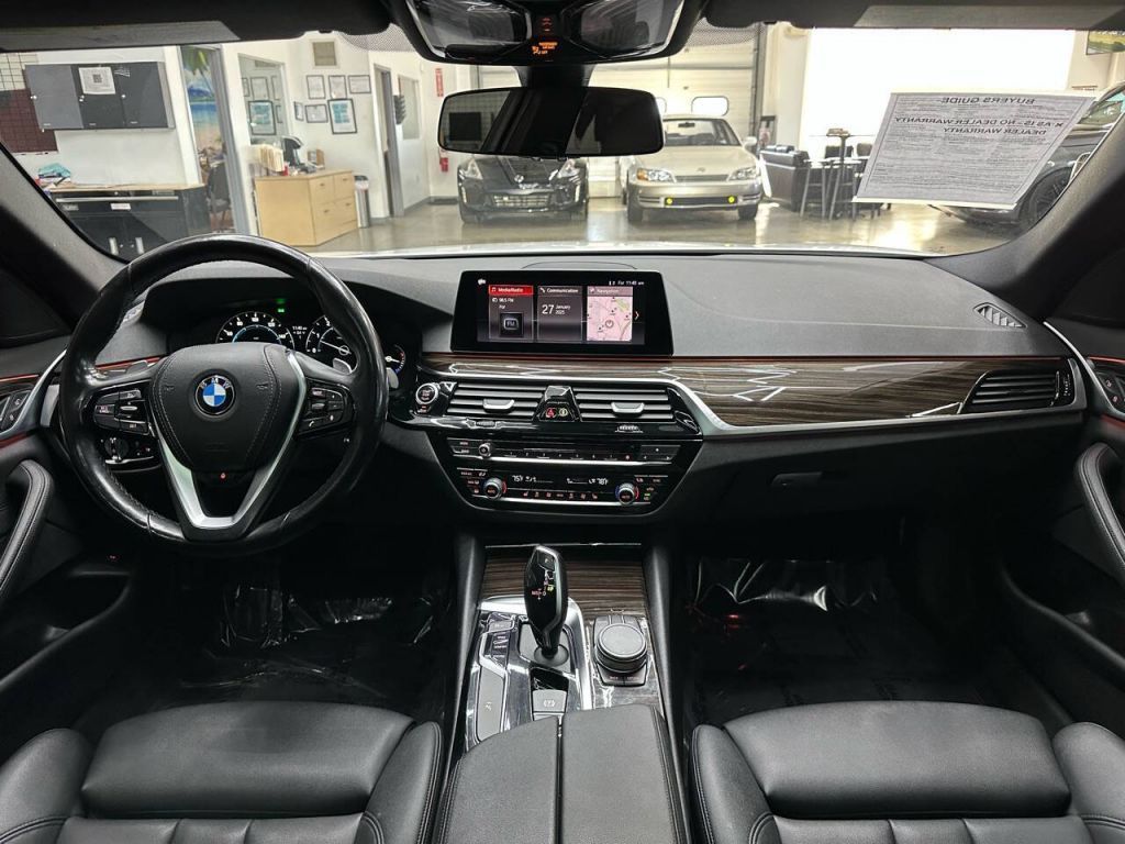 2019 BMW 530i