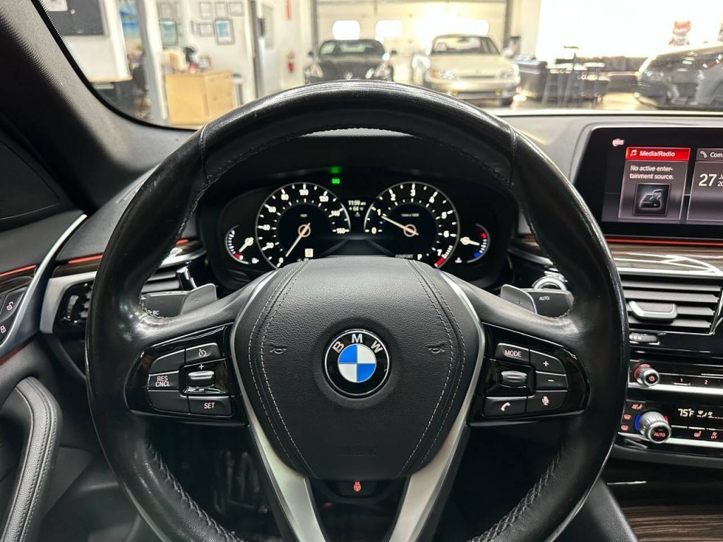 2019 BMW 530i