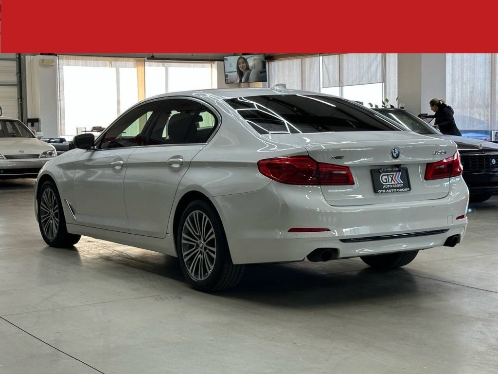 2019 BMW 530i