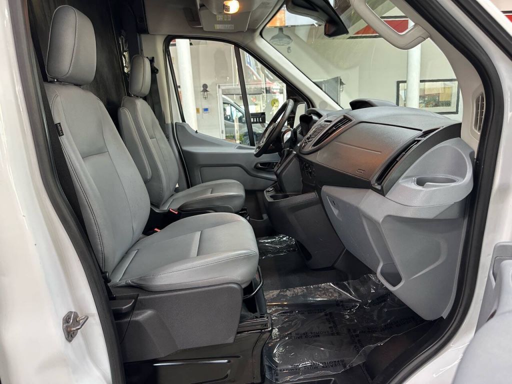 2019 Ford Transit-250