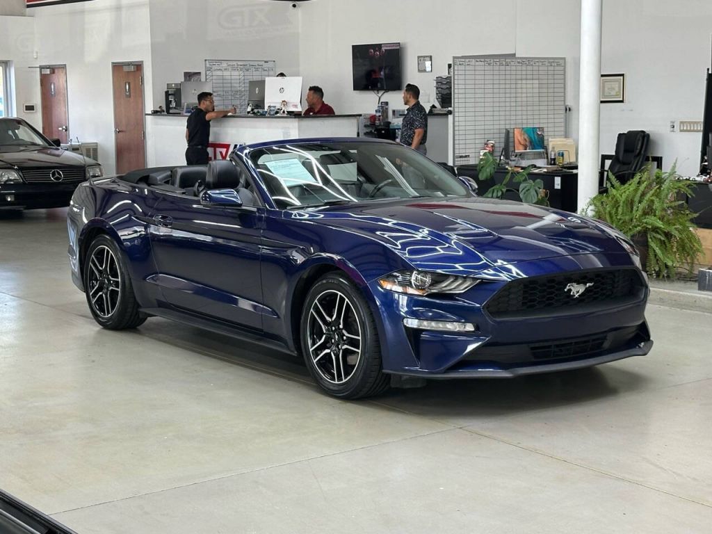 2020 Ford Mustang