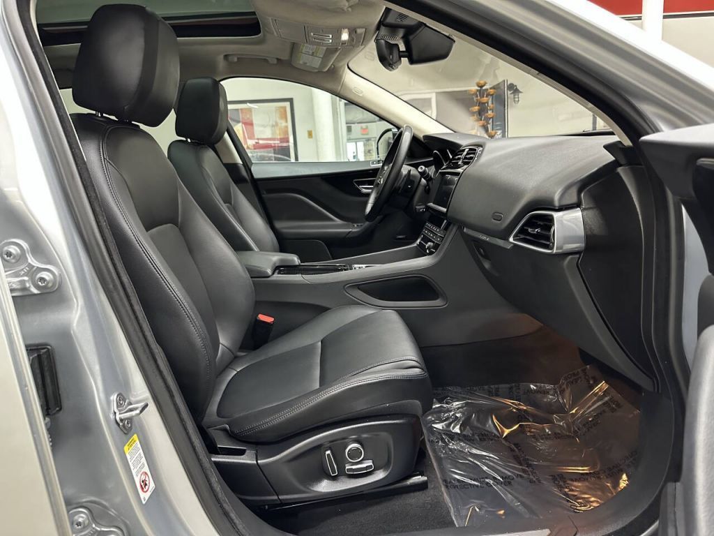 2020 Jaguar F-PACE