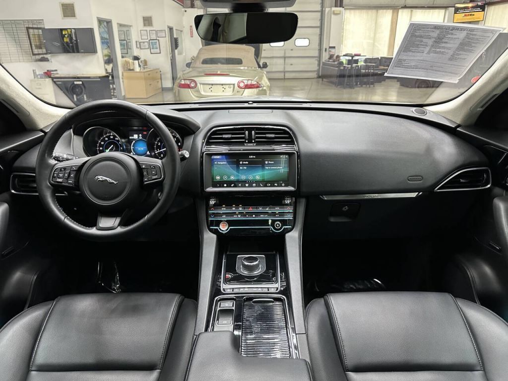 2020 Jaguar F-PACE