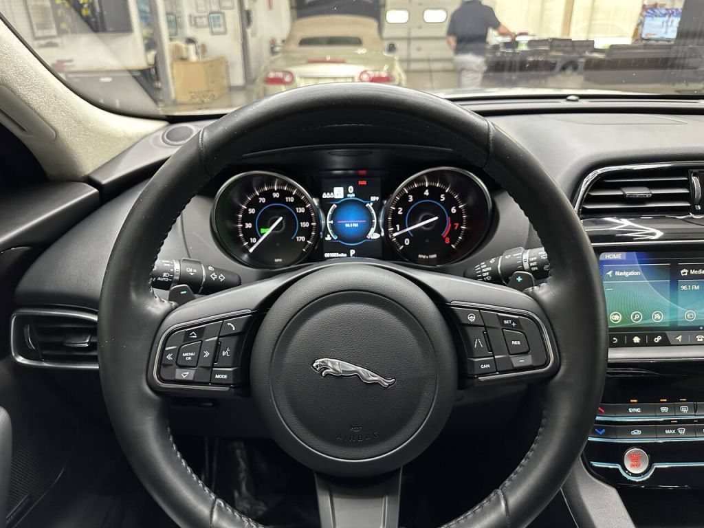 2020 Jaguar F-PACE