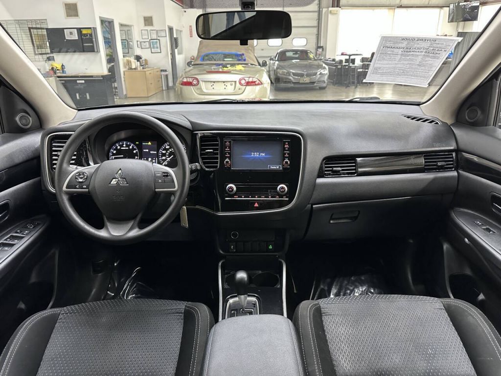 2020 Mitsubishi Outlander