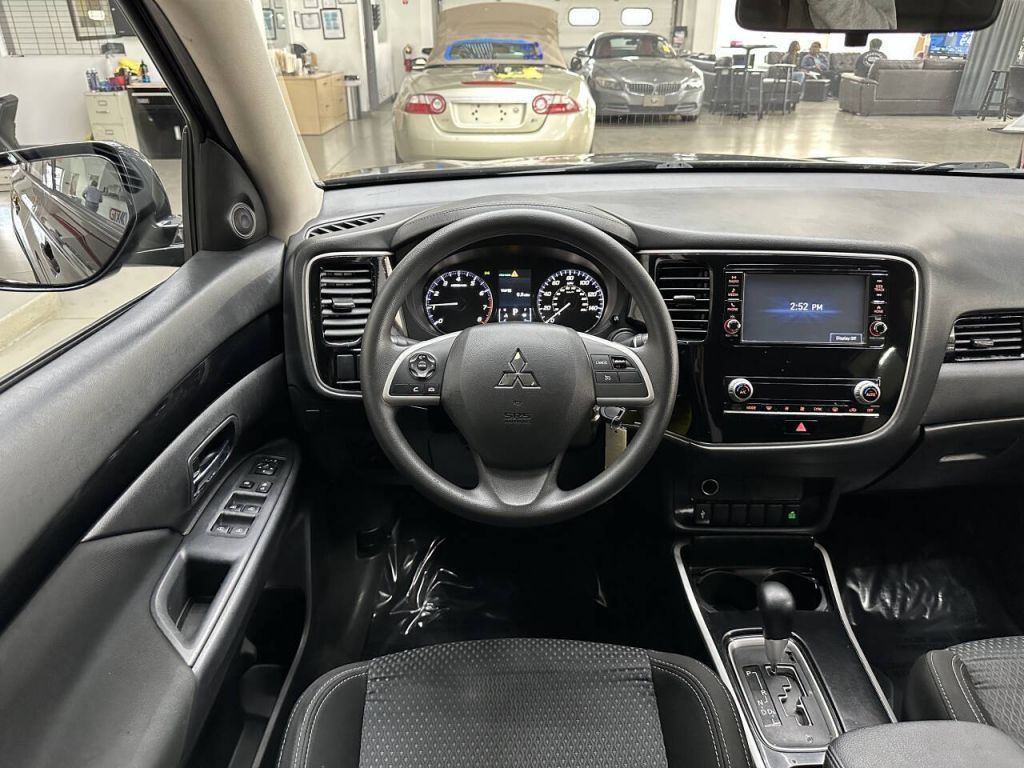 2020 Mitsubishi Outlander