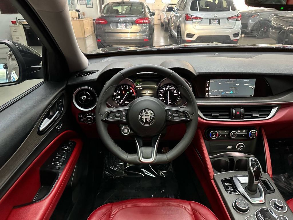 2021 Alfa Romeo Stelvio