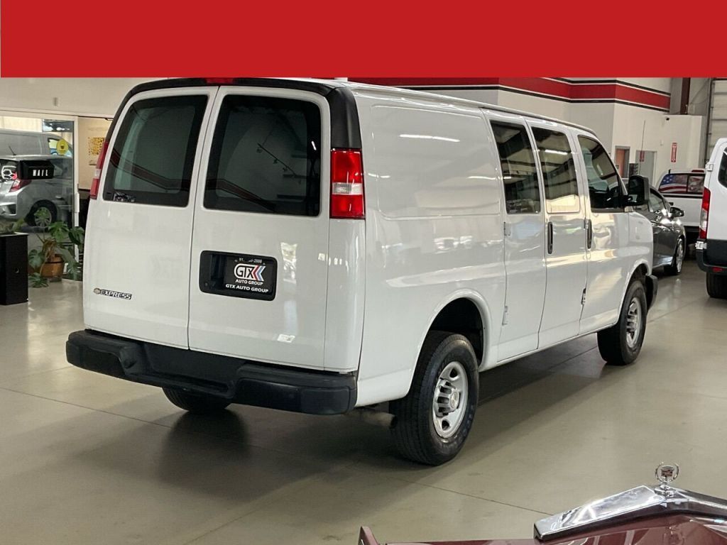 2021 Chevrolet Express Cargo Van