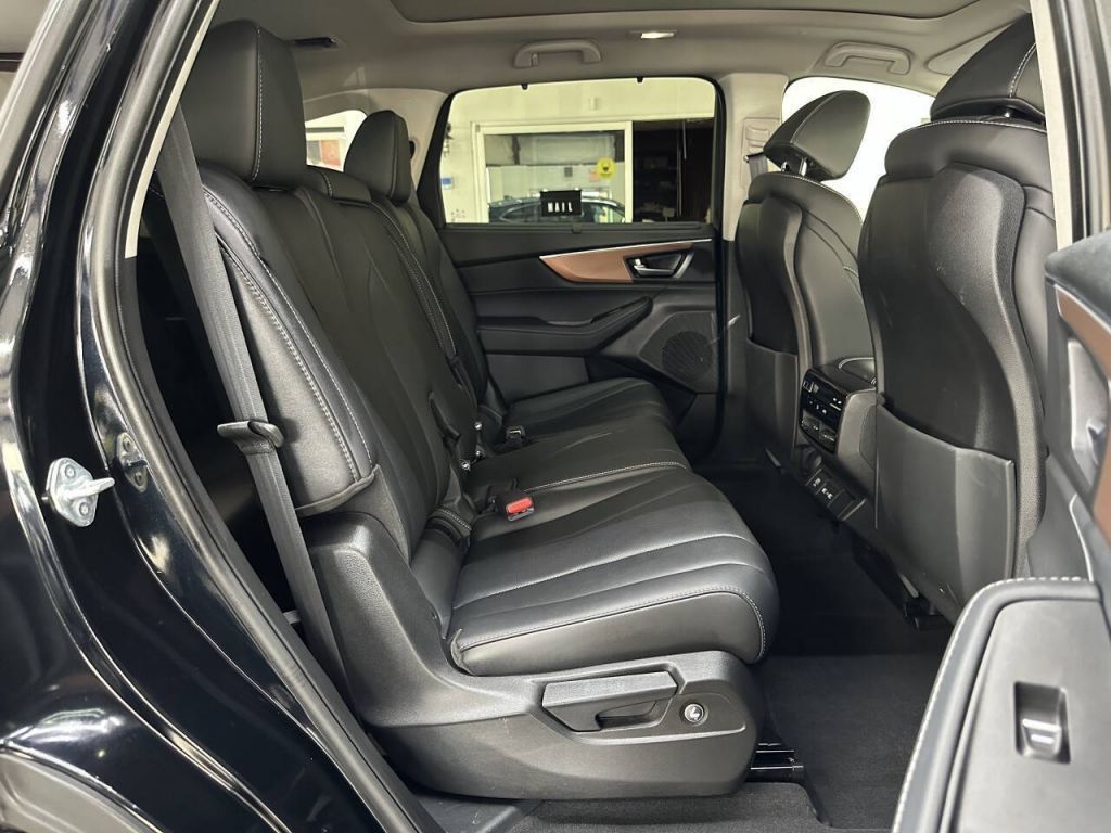 2022 Acura MDX