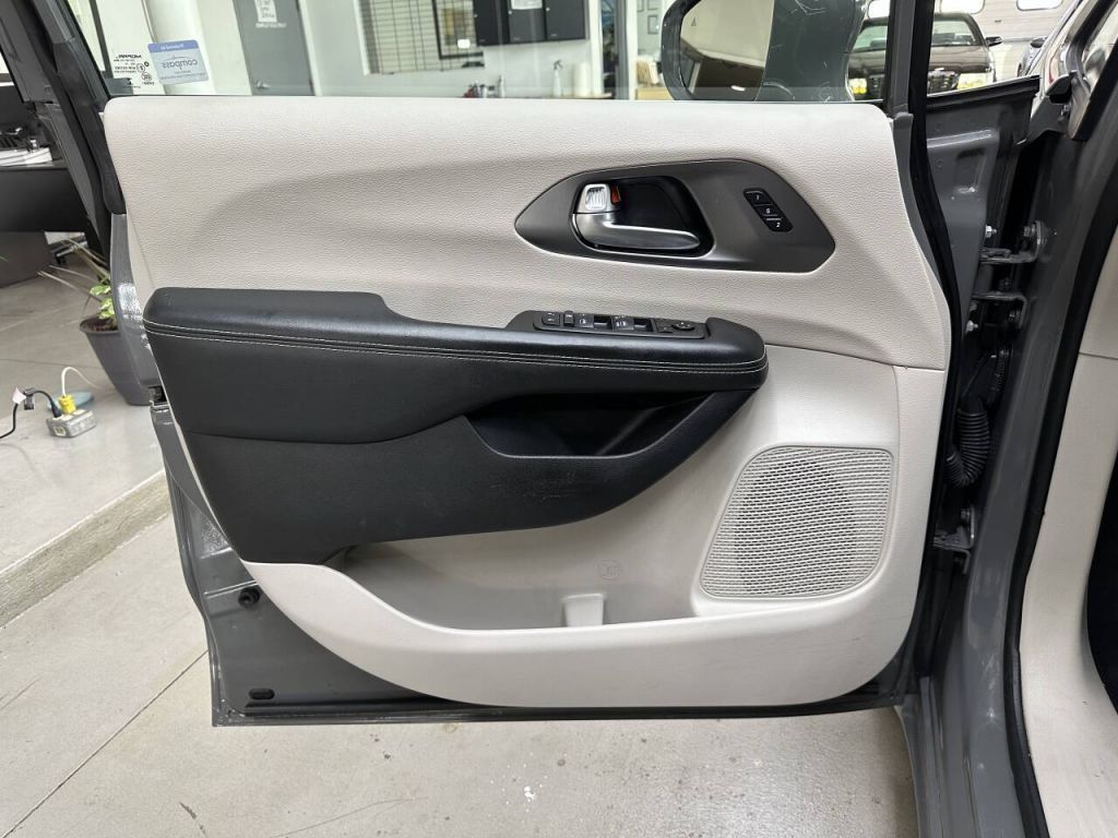 2022 Chrysler Pacifica