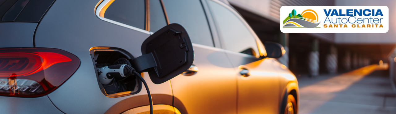  A lineup of 2023 electric cars displayed at Valencia Auto Center, showcasing new EV models 2023 for local buyers.