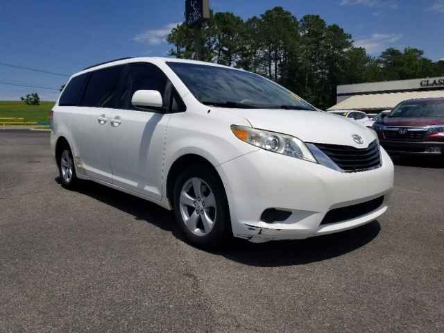 2023 Toyota Sienna XLE AWD 7-Passenger, T099337, Photo 1