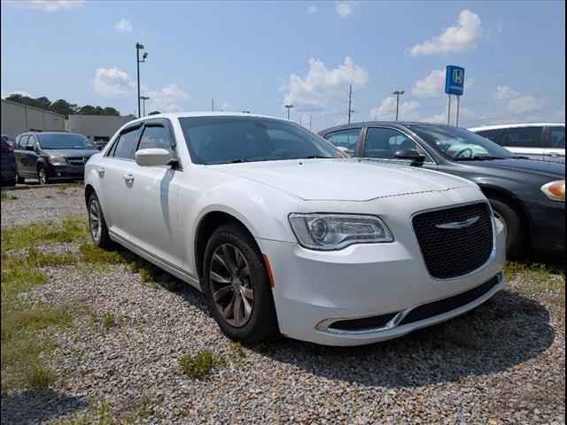 2012 Chrysler 200 4-door Sedan Touring, T180265, Photo 1