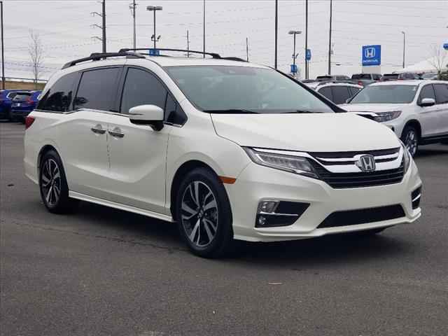 2014 Honda Odyssey 5-door Touring, T101898, Photo 1