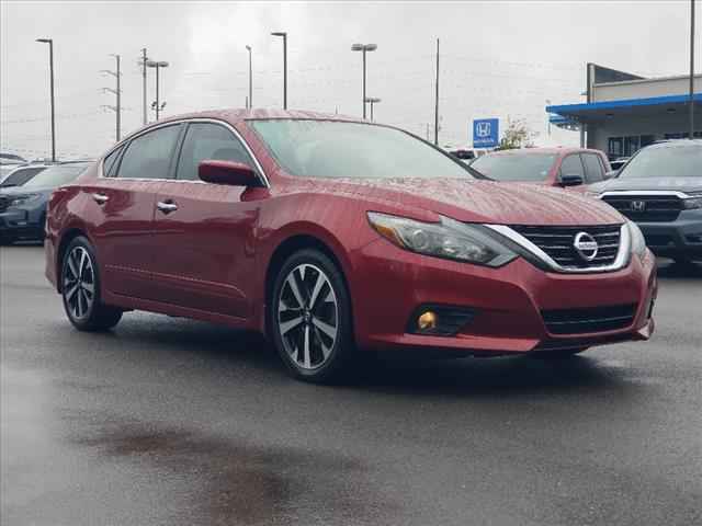 2012 Nissan Versa 4-door Sedan CVT 1.6 SV, T854745, Photo 1