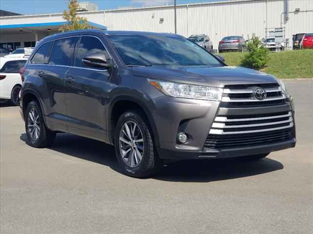 2020 Toyota Highlander LE FWD (SE), T025345, Photo 1