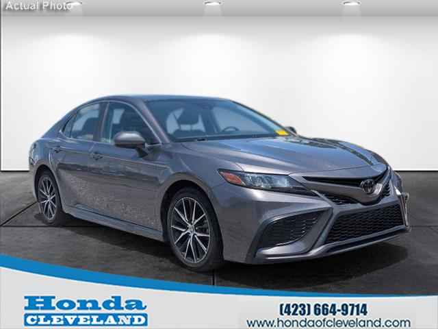 2018 Toyota Camry LE Auto, T004660, Photo 1