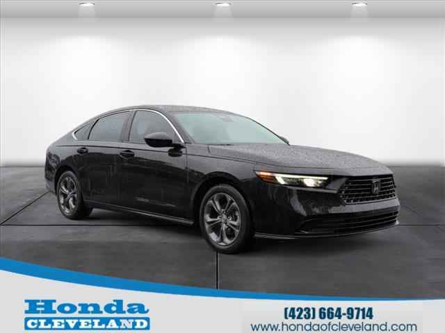 2013 Volkswagen Passat 4-door Sedan 2.5L Auto SE PZEV, T097323, Photo 1