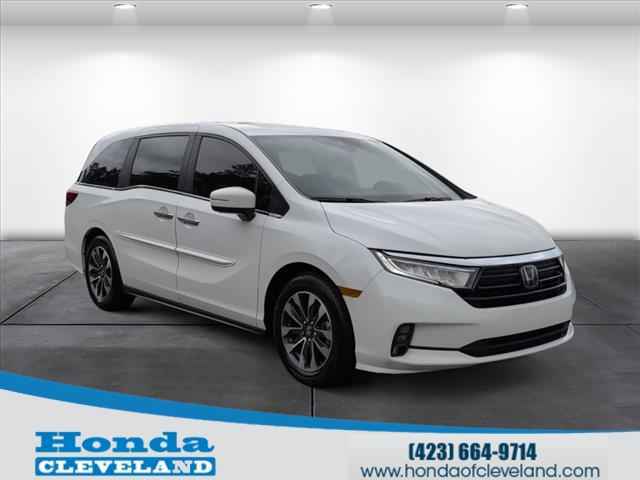 2010 Toyota Sienna 5-door 7-Pass Van XLE FWD, T313964, Photo 1