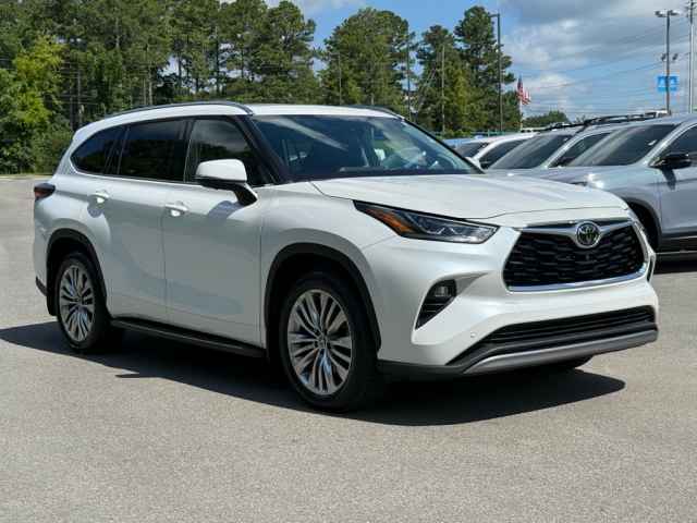 2018 Toyota RAV4 XLE FWD, T410428, Photo 1