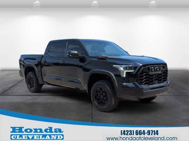 2018 Toyota Tundra SR5 CrewMax 5.5' Bed 5.7L FFV, T731857, Photo 1