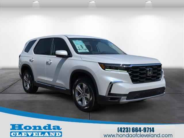 2025 Honda HR-V LX AWD CVT, SM770032, Photo 1