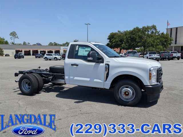 2025 Ford F-350 Chassis XL 4WD Crew Cab 179" WB 60" CA, SD25036, Photo 1