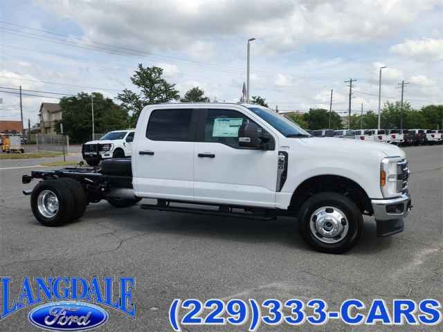 2025 Ford F-350 Chassis XL 2WD Reg Cab 145" WB 60" CA, FL25008, Photo 1