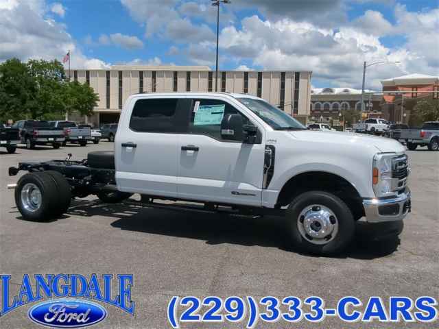 2025 Ford F-350 Chassis XL 2WD Crew Cab 179" WB 60" CA, STKD09313, Photo 1
