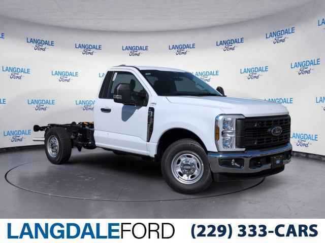 2026 Ford F-350 Chassis XL 4WD Reg Cab 145" WB 60" CA, SD26037, Photo 1