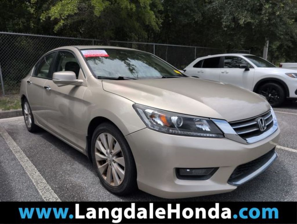 2014 Honda Civic 4-door CVT LX, PH11824, Photo 1