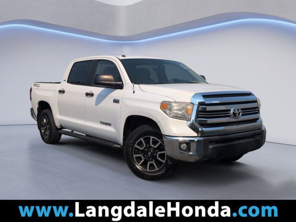 2019 Nissan TITAN XD 4x4 Diesel Crew Cab SV, PH11781, Photo 1