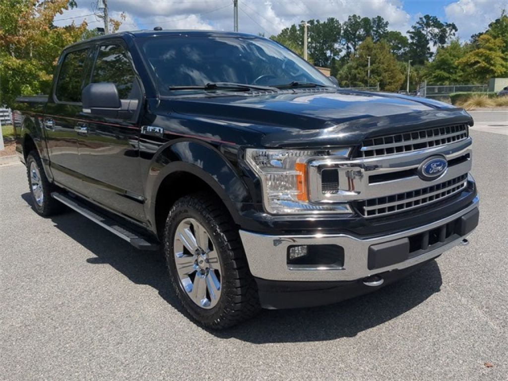 2022 Ford F-150 LARIAT 4WD SuperCrew 5.5' Box, PH11485, Photo 1