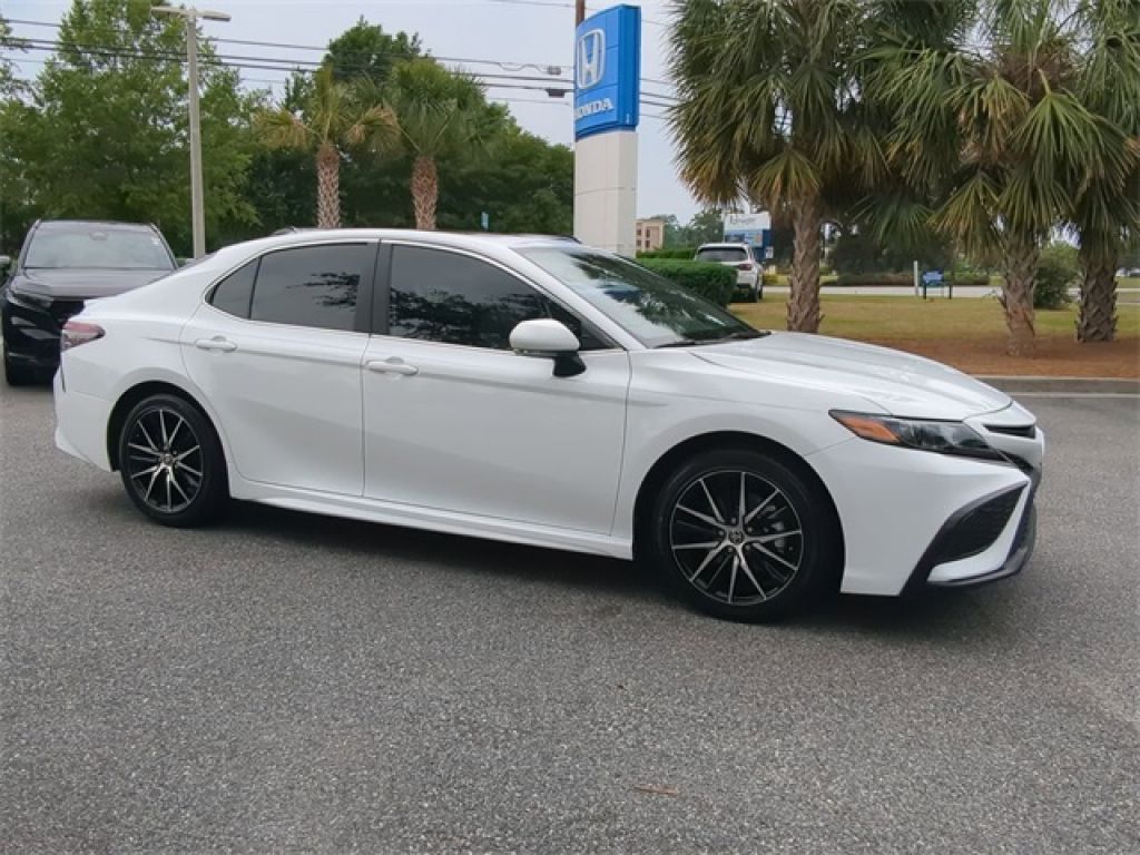 2024 Toyota Camry SE Auto, PH11600, Photo 1