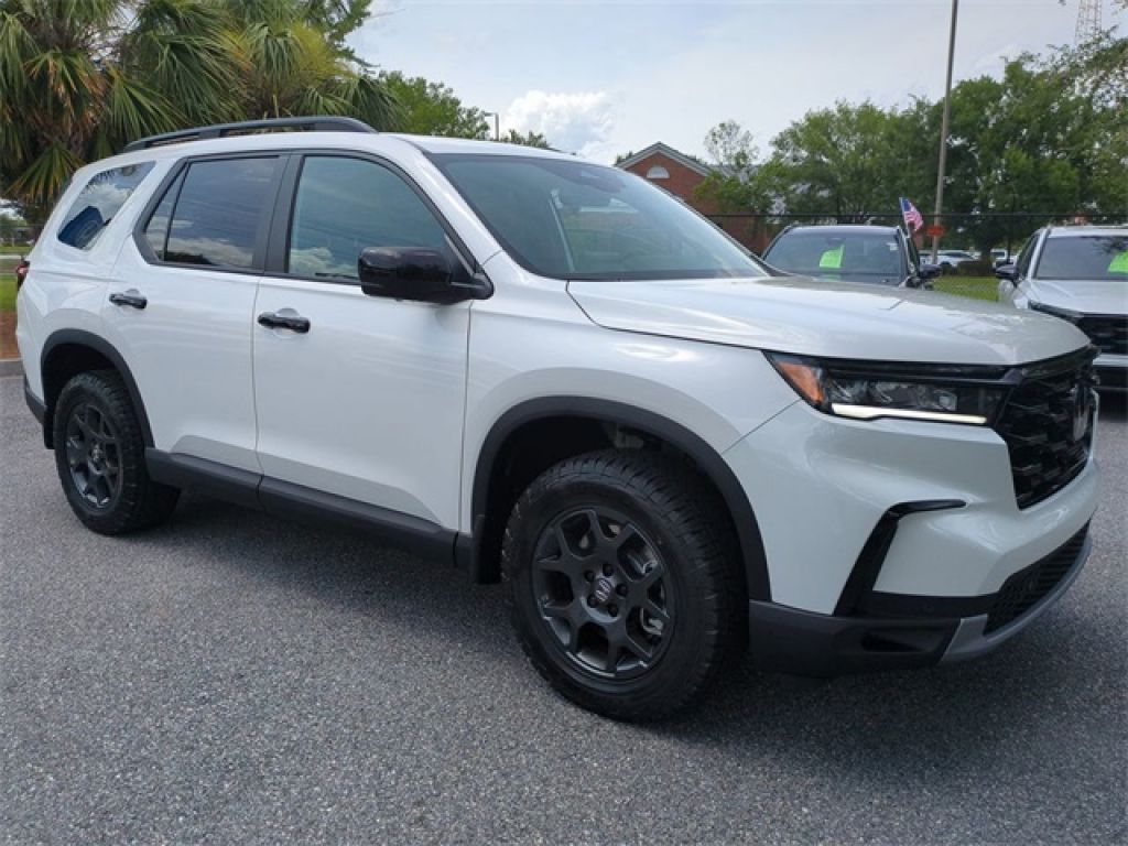 2025 Honda Pilot TrailSport AWD, H18682, Photo 1