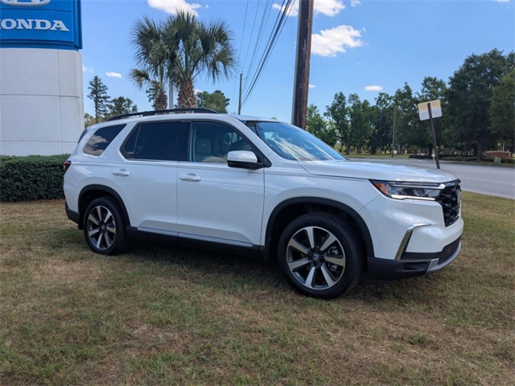 2025 Honda Pilot TrailSport AWD, STK141820, Photo 1
